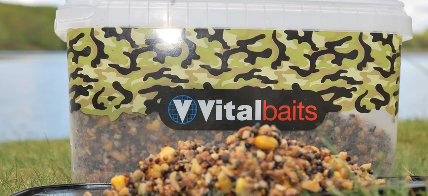 Particle Nut Mix Bucket 3 kg Vitalbaits