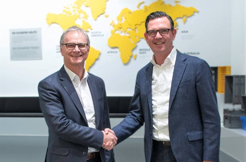 Manfred Hummenberger, CEO de DS Automotion (G), et Steffen Bersch, CEO de SSI Schäfer Group (D). © SSI Schäfer