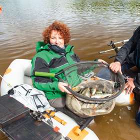 Pêche en couple avec deux fans de perches