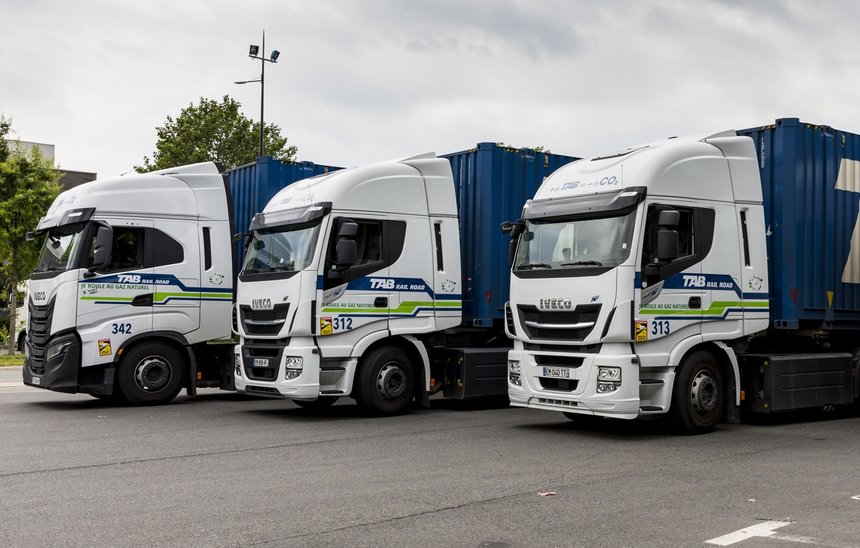 Camions TAB. Bonneuil-sur-Marne. 01 juillet 2021. Â© Laurent Gui